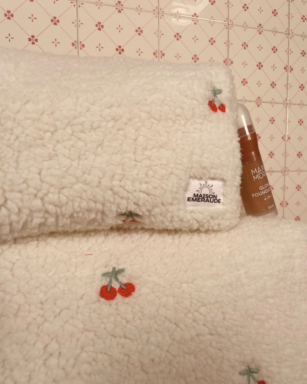Trousse sherpa cerise / uni - Cherry lady